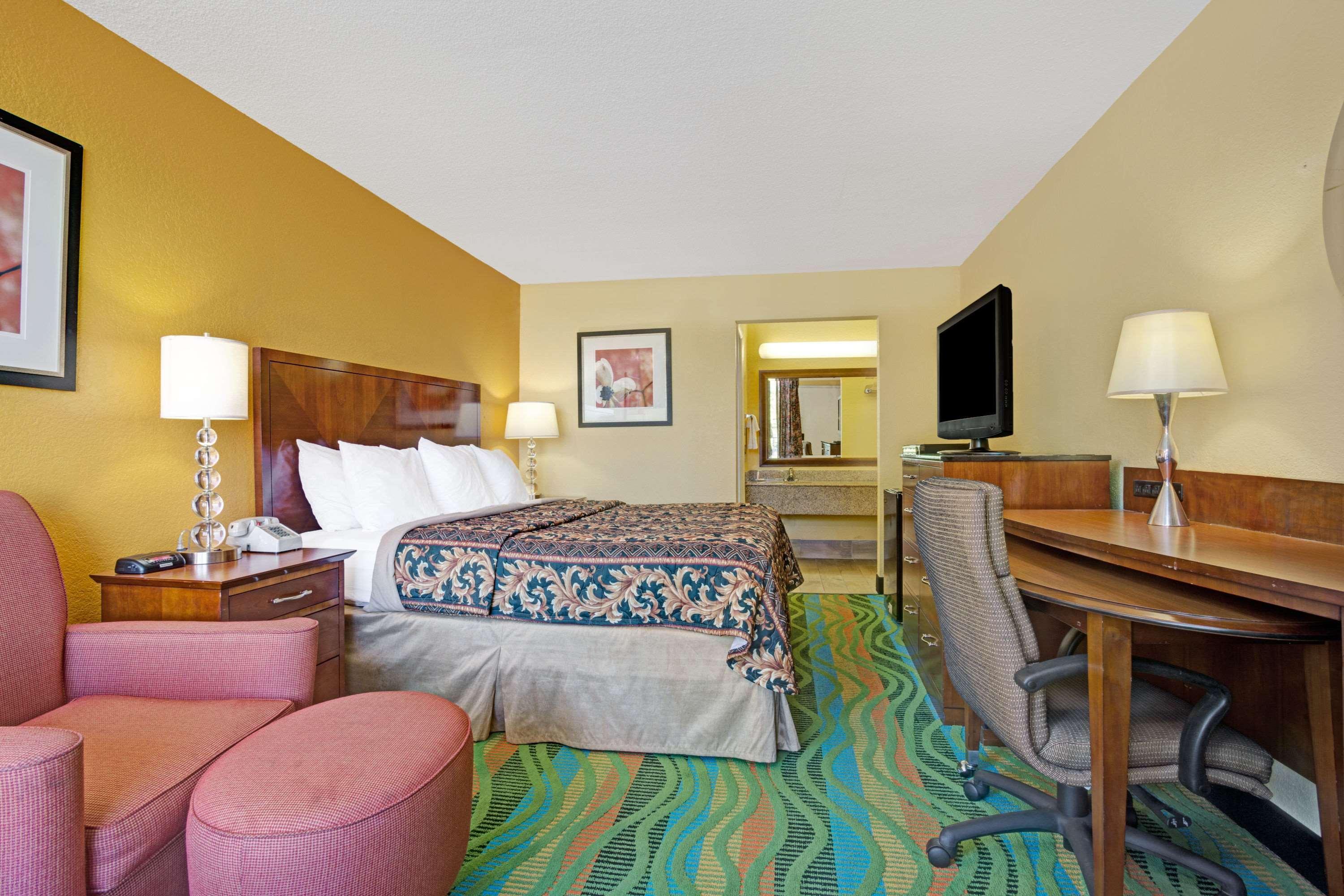 Days Inn By Wyndham Norfolk Military Circle Luaran gambar